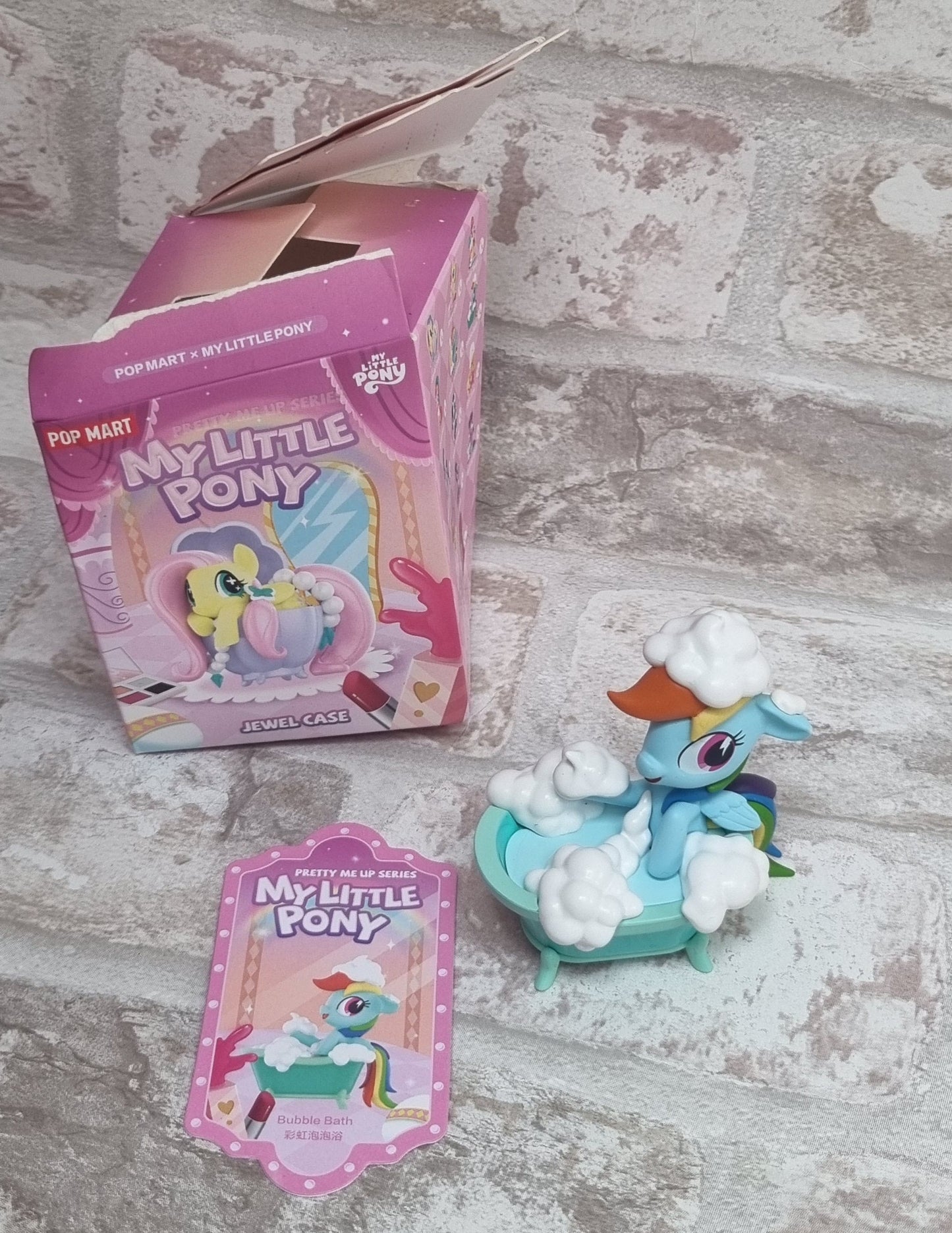 Pop Mart Figure Collection - Rainbow Dash Bubble Bath