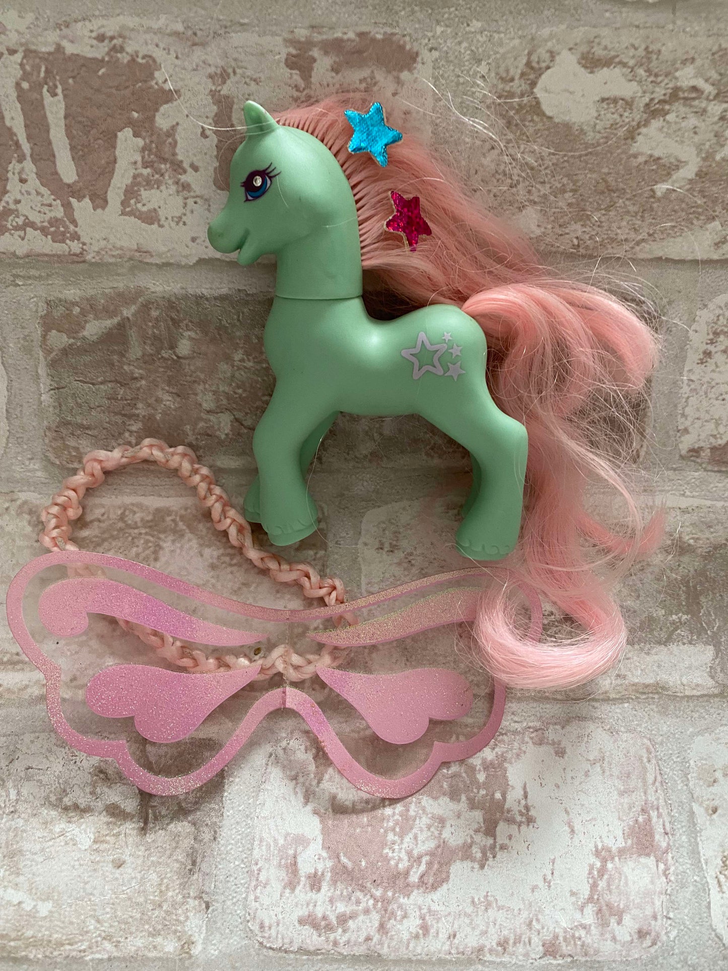 Spring (G2) with wings and hair clips