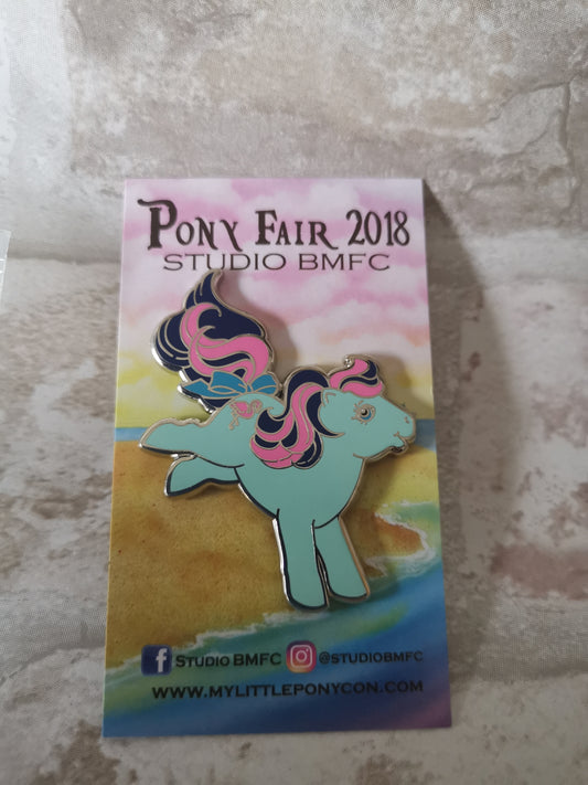Enamel Fair Feathers Pin - G1 Toy Collective