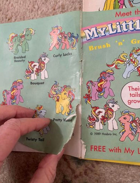 My Little Pony and Friends Comic with Free Gift - Issue 18
