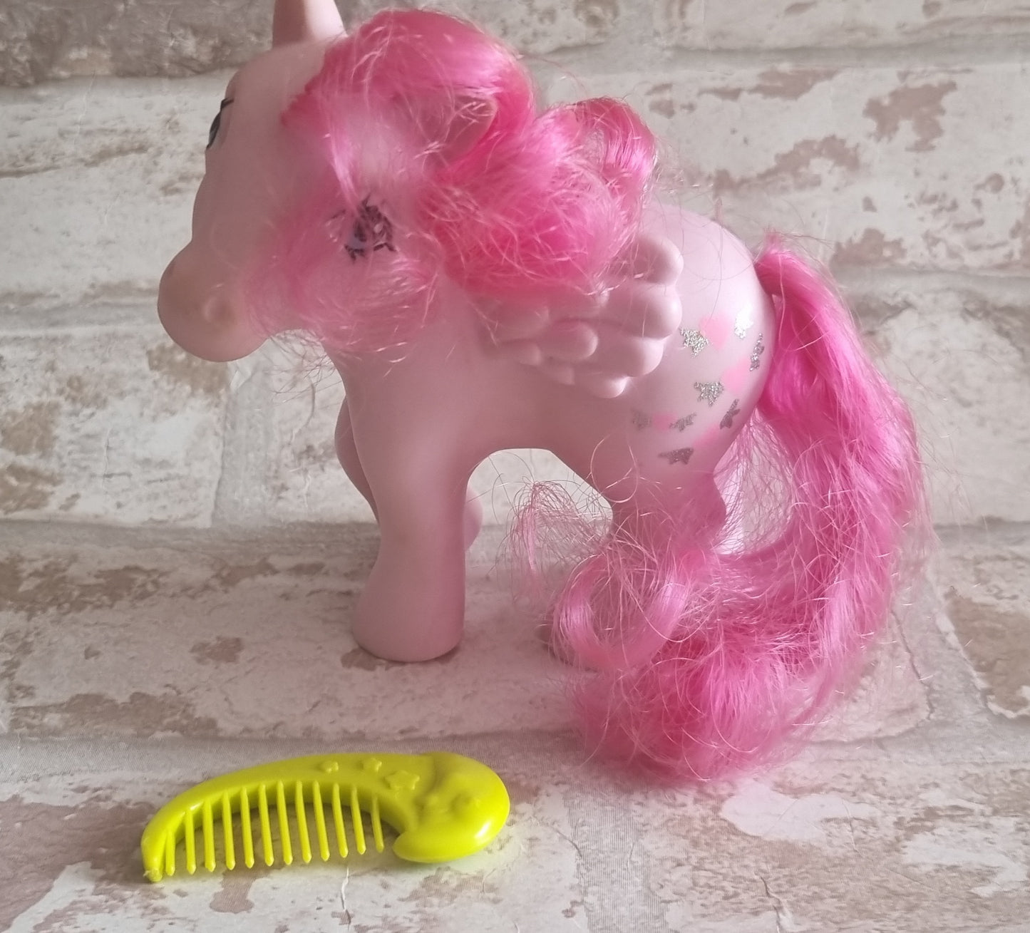 Heart Throb with comb