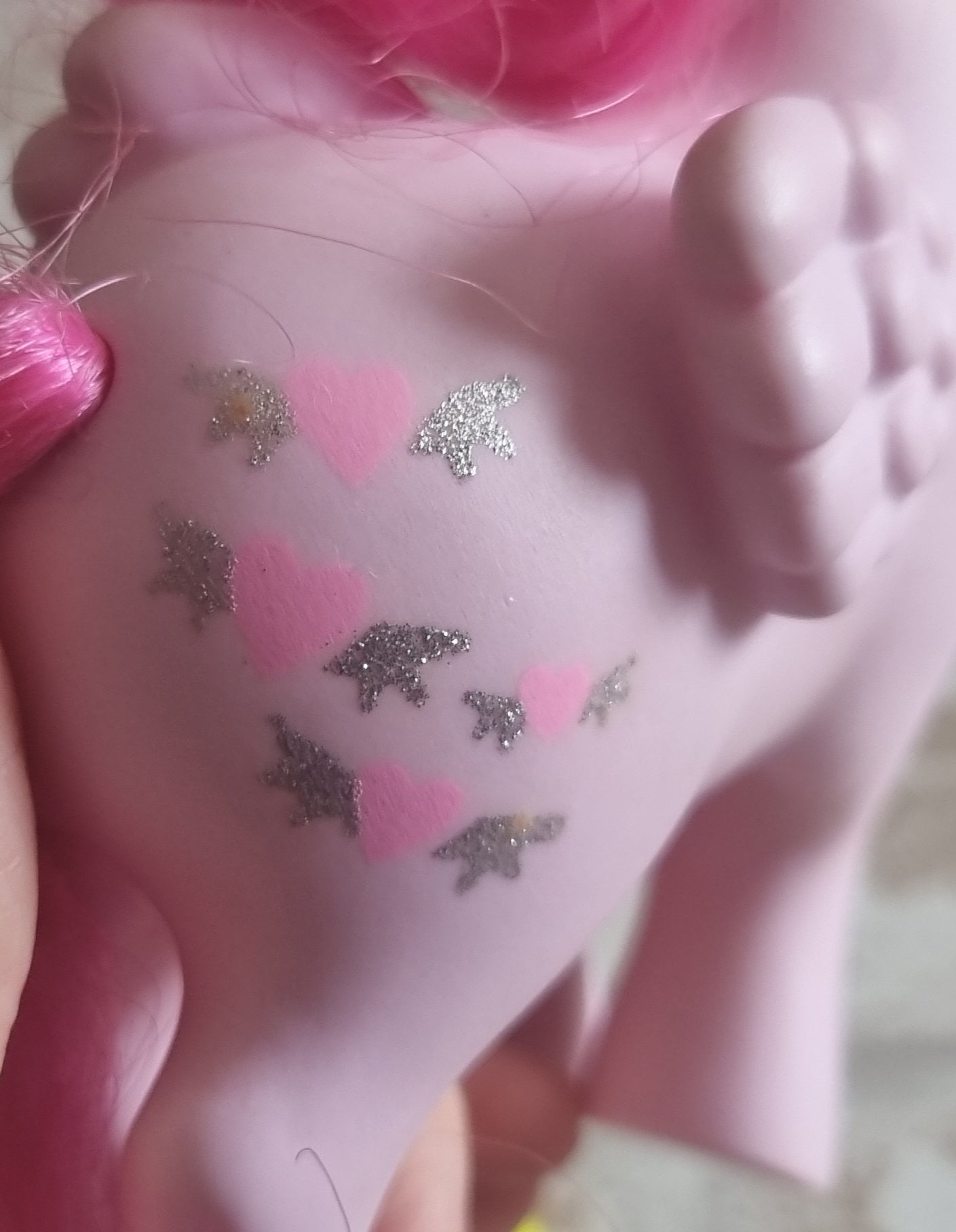 Heart Throb with comb