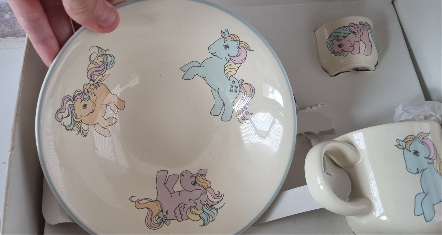 G1 Poole Pottery Boxed Breakfast Set