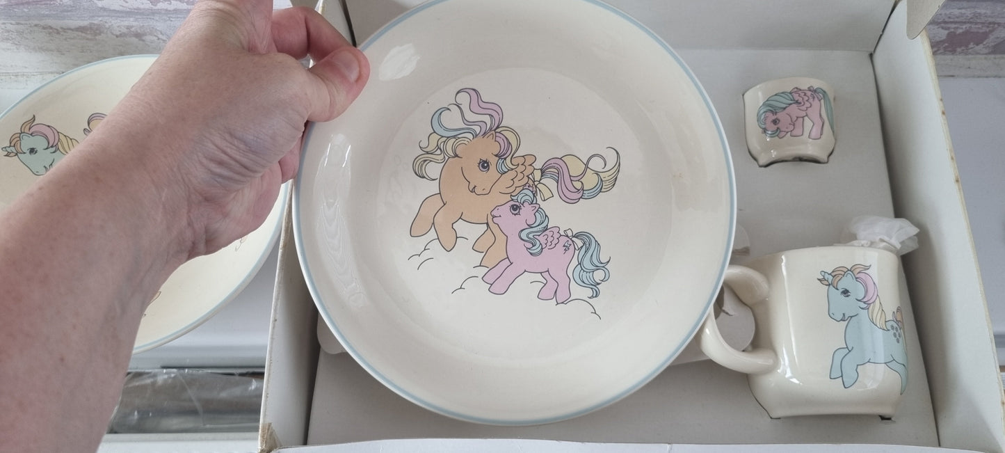 G1 Poole Pottery Boxed Breakfast Set