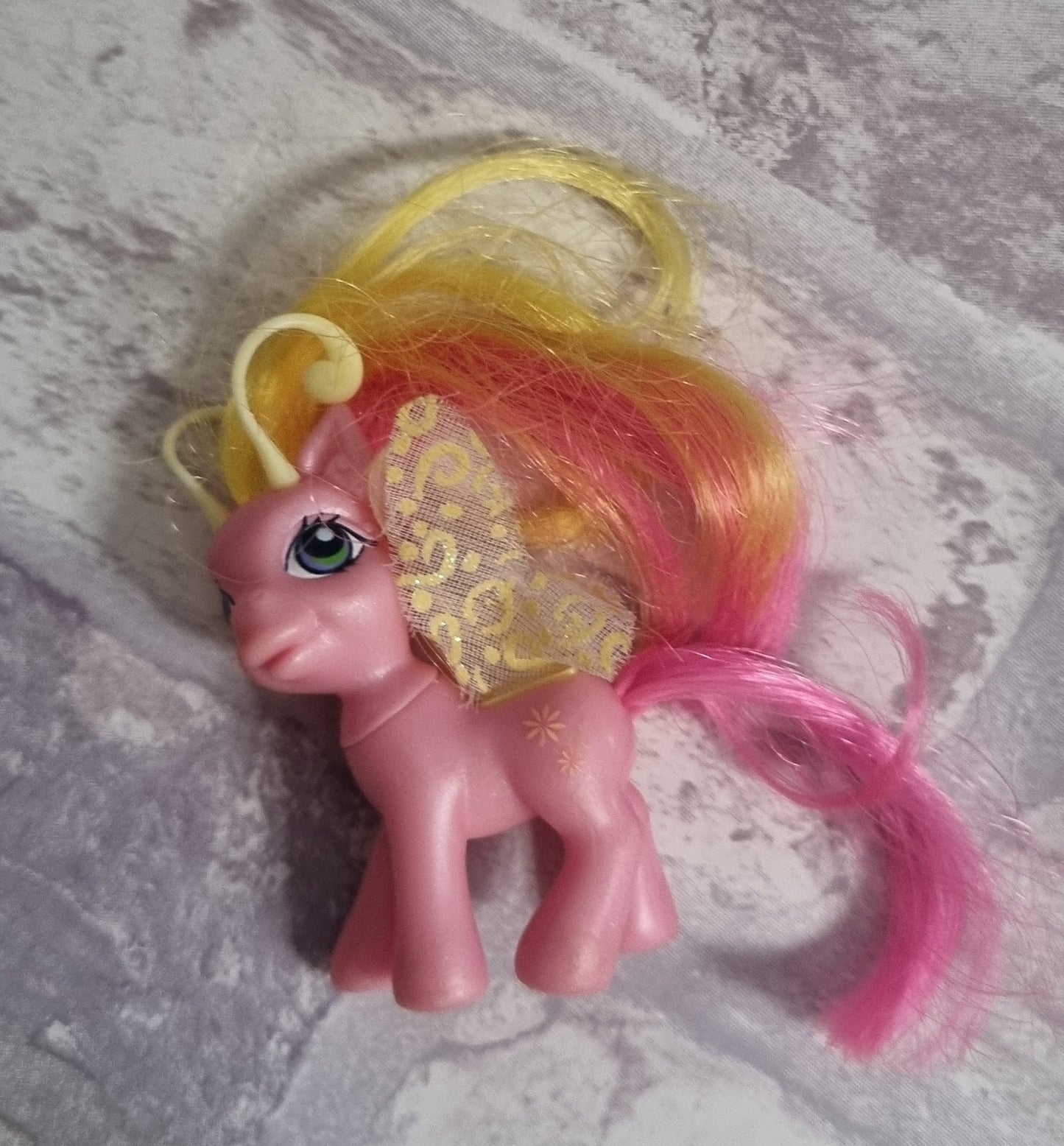 My Little Pony G3 Breezies Pink Petals International Exclusive