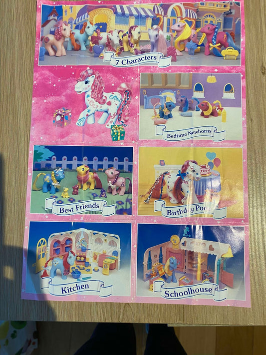 Year 10 Pamphlet/Catalogue - English