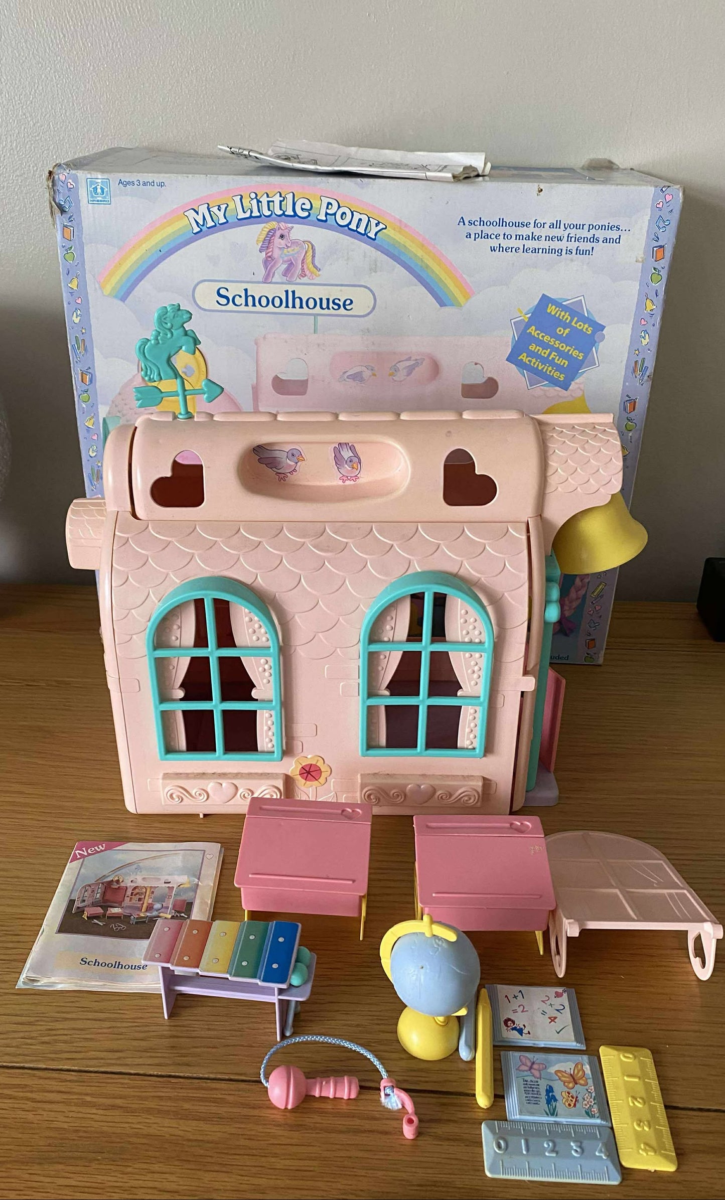 Schoolhouse Playset (Boxed)