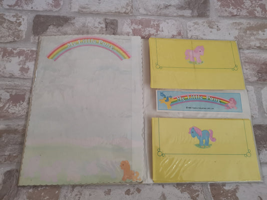 G1 Stationery Set