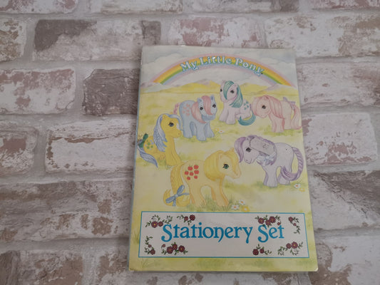 G1 Stationery Set