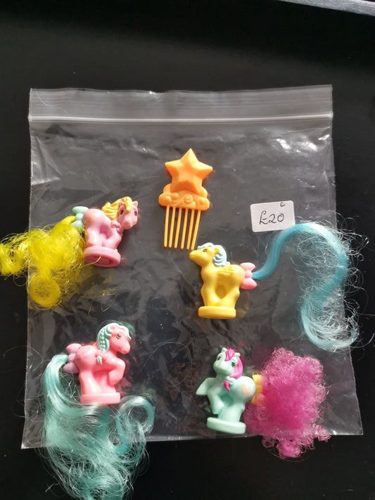 Ponytail Petite Ponies and Comb Set C
