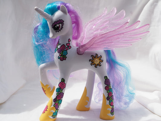 G4 My Little Pony Talking Celestia (Ponymania)