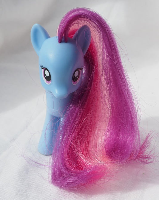 G4 My Little Pony Star Swirl (International exclusive bonus pony)
