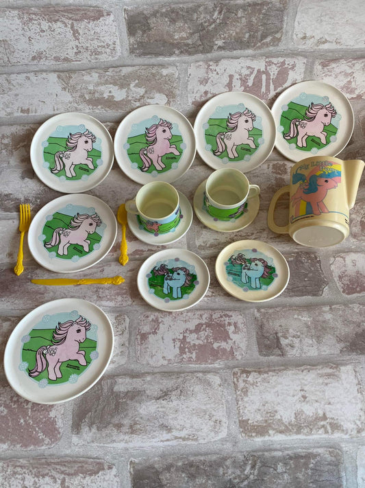USA G1 Plastic Tea Set